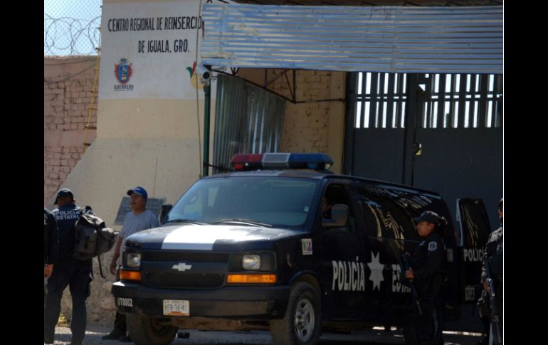 Un comando se introdujo el viernes al penal de Tuxpan, en Iguala, Guerrero, causando la muerte de nueve personas en el lugar. ARCHIVO /