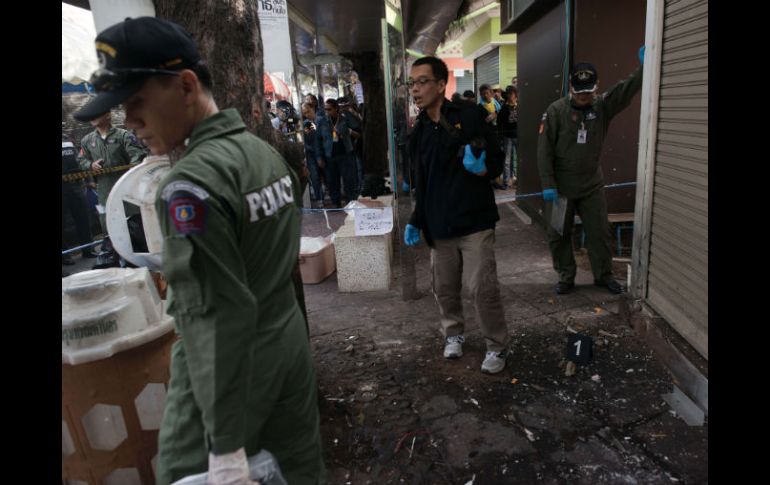 El viernes, una explosión durante un desfile de opositores dejó un muerto y  37 heridos en la capital tailandesa. ARCHIVO /