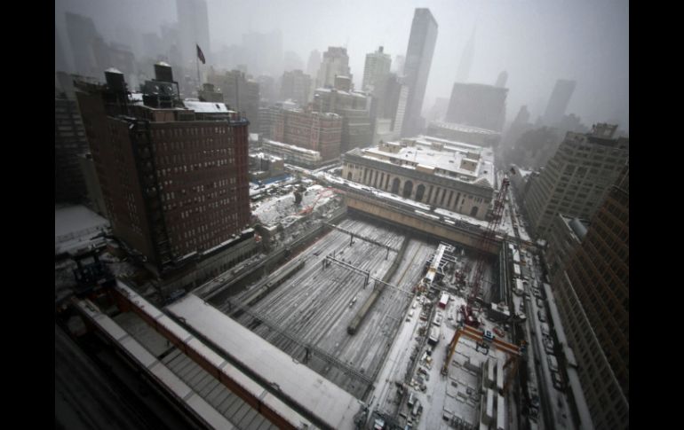 Vista de Nueva York. El servicio meteorológico recomienda a los habitantes de la ciudad viajar ''sólo por una emergencia''. AP /