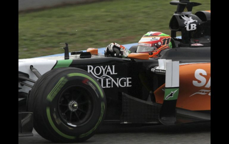 Pérez culminó su participación en la pretemporada del campeonato de Fórmula 1. EFE /
