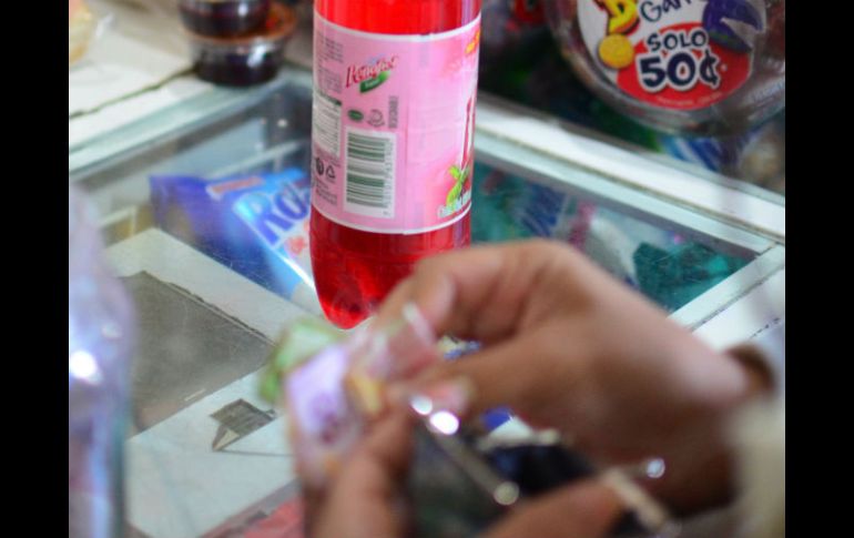 Bebidas y productos azucarados tuvieron un aumento debido a nuevos impuestos. ARCHIVO /