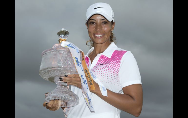 La hija del hermanastro de Tiger Woods entra en la historia del golf al triunfar en el Masters de Australia. EFE /
