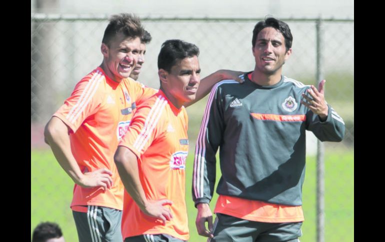 La última vez que Chivas logró dos victorias consecutivas fue en el Apertura 2012. MEXSPORT /