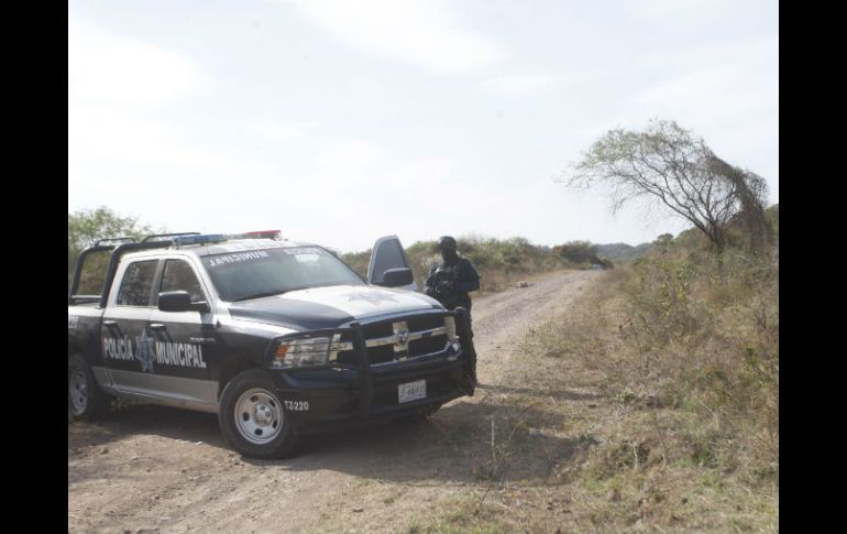 Los cuerpos fueron encontrados por la brecha denominada Los Agaves que conduce de carretera Cajititlán.  /