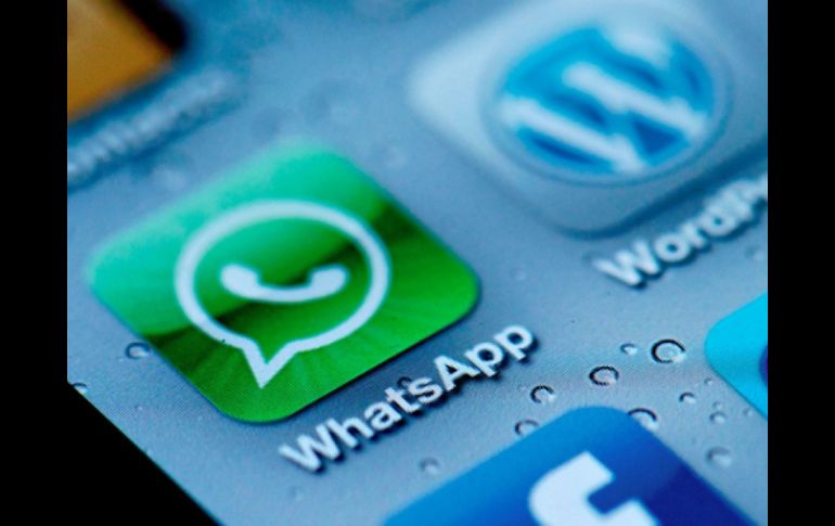 WhatsApp permitirá hacer llamadas de voz gratuitas a partir del segundo trimestre de 2014. ARCHIVO /