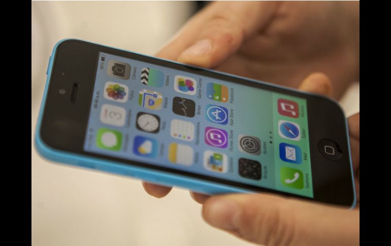 Usuarios del iPhone no se sienten seguros con sus celulares. ARCHIVO /