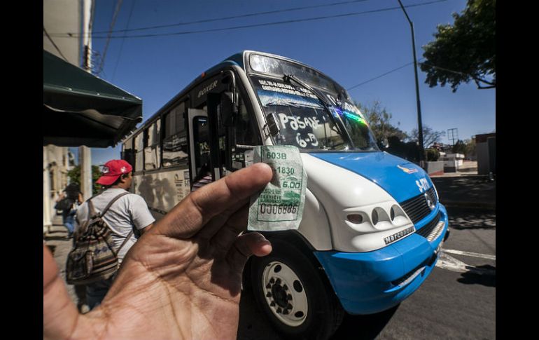 El secretario de Movilidad afirmó que desde ayer lunes la mayor parte de las rutas acataron la aplicación de la tarifa de seis pesos.  /