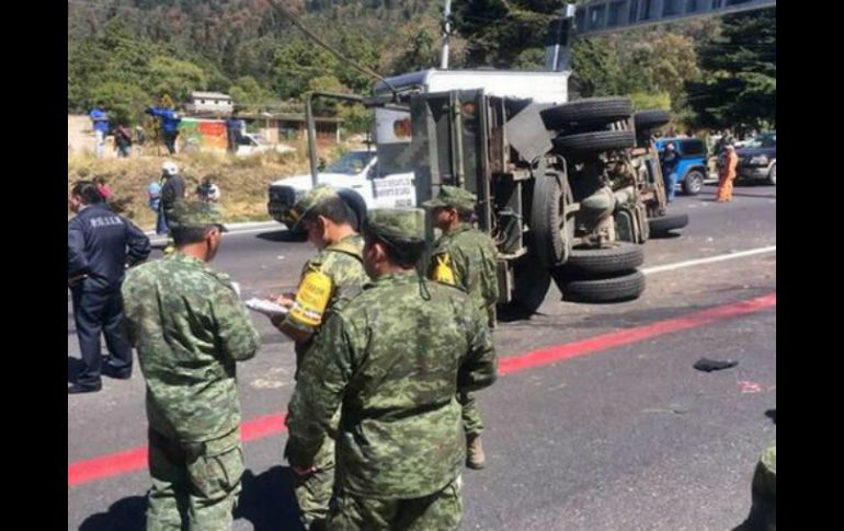 Helicópteros Relámpago del Estado de México llegaron al lugar para trasladar a los heridos a diferentes hospitales. SUN /