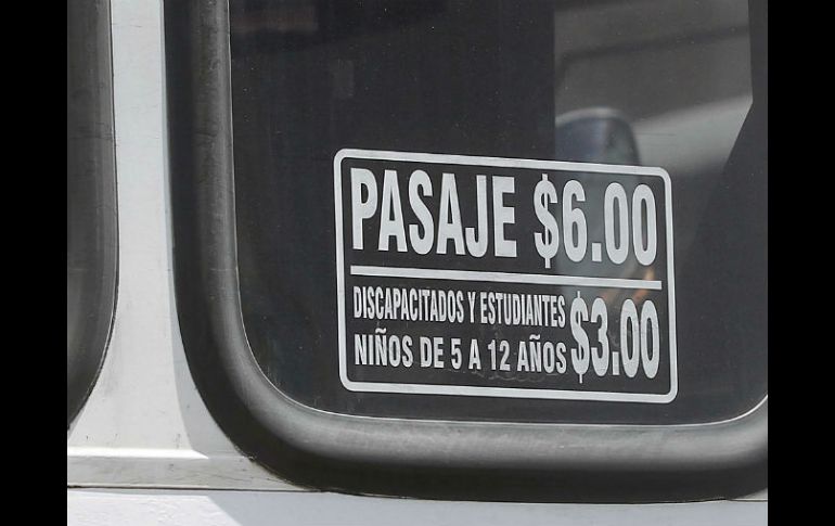 Debido a la falta de resultados, el gobernador ordeno bajar la tarifa del transporte en la ZMG a seis pesos. ARCHIVO /