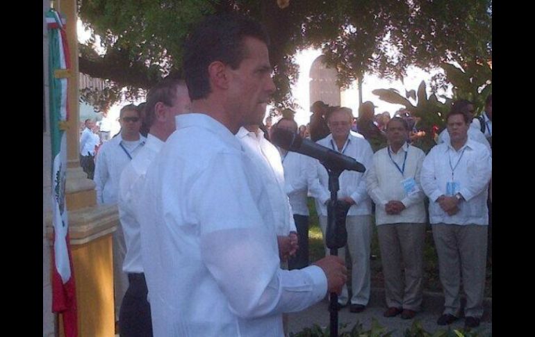 El Presidente Peña Nieto recibe las llaves de la ciudad de Comayagua. TOMADA DE @VRubioMarquez  /