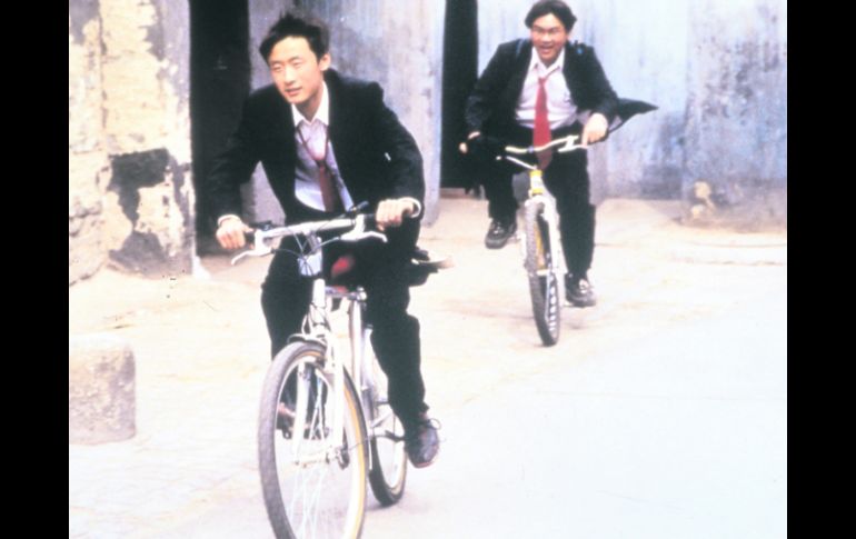 De película. La bicicleta de Pekín, cinta dirigida por Wang XiaoshuaIi.  /
