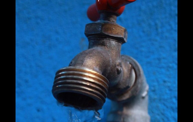 El SIAPA informa que ya se restableció el servicio en el 95 por ciento de las 688 colonias afectadas por la suspensión de agua potable.  /