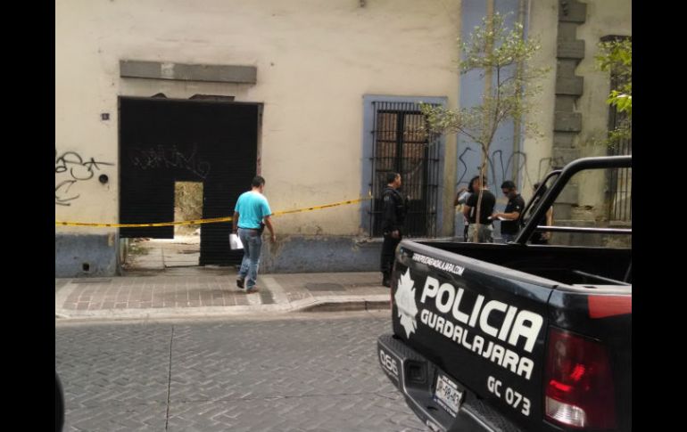Unidades de la Policía de Guadalajara acudieron al lugar. ESPECIAL /