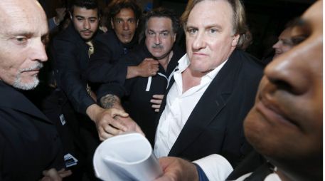 Depardieu no asistió a la fiesta el sábado por la noche porque decidió asistir a otra proyección de la película en Cannes. EFE /