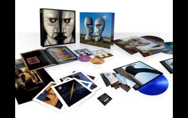 El paquete tendrá tres discos de siete y 12 pulgadas a color, cinco impresiones de colección, un Blue-Ray y un álbum de mezcla. ESPECIAL /