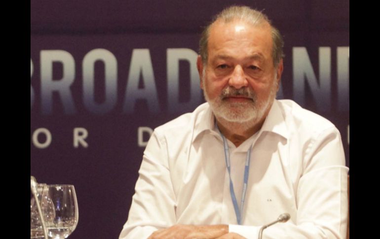 La empresa de Carlos Slim emite el amparo contra medidas establecidas en la reforma en telecomunicaciones. ARCHIVO /