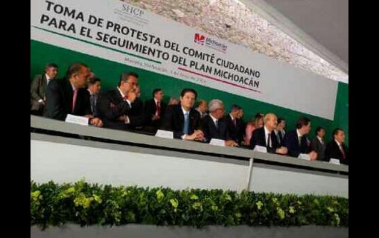 Fausto Vallejo hace enfásis en que Michoacán es el primer estado que cuenta con un Comité Ciudadano. Foto: @Comisionadomich. ESPECIAL /