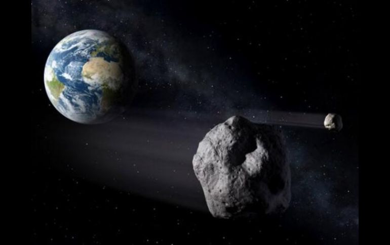 El asteroide 'La Bestia' pasará por nuestro planeta a una velocidaded de unos 14 kilómetros por segundo. ESPECIAL /