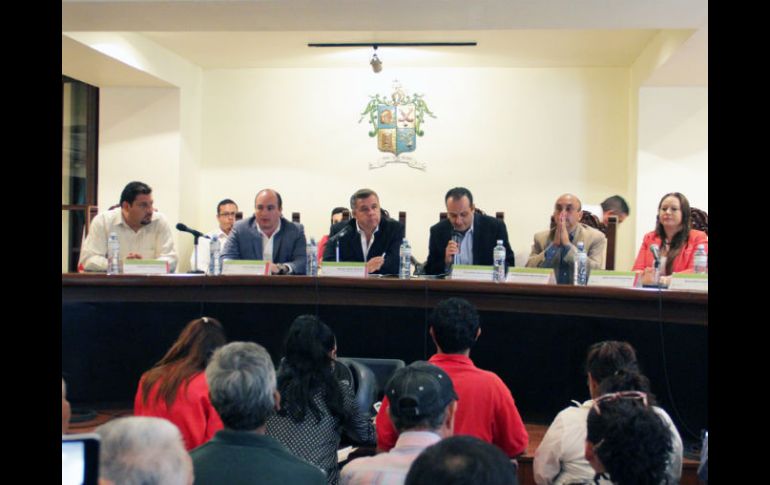 Imagen de la sesión del cabildo del Ayuntamiento de Tlaquepaque. ESPECIAL /