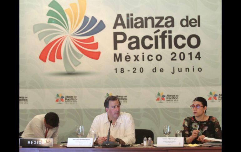 Cancilleres de la Alianza del Pacífico firman en Punta Mita el acuerdo. NTX /