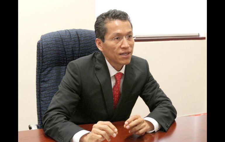 El jefe del SAT, Aristóteles Núñez, dice que la devolución de impuestos debe hacerse de forma consciente. ARCHIVO /