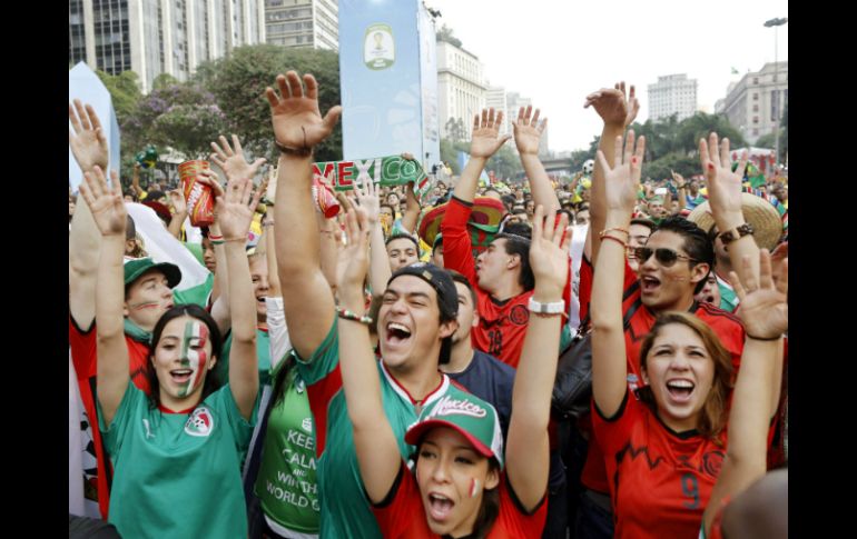 Los fanáticos mexicanos han causado polémica por su forma de gritar a los porteros rivales. ARCHIVO /