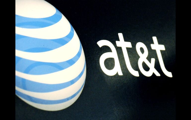 Al consumarse la transacción, AT&T dejará de ser accionista de América Móvil. ARCHIVO /