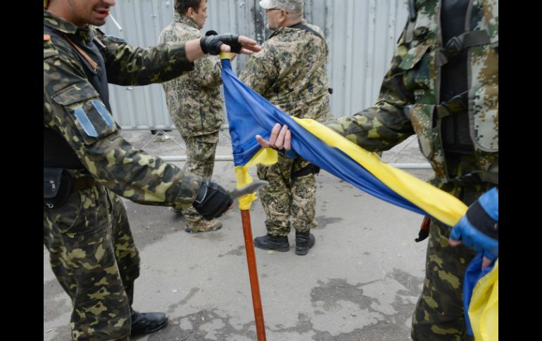 Los enfrentamientos en el este de Ucrania continúan hoy pese a la prórroga hasta el lunes de la tregua. EFE /
