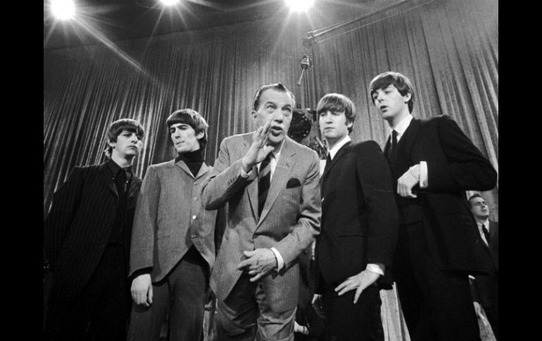 La mítica aparición de la banda, The Beatles en el programa de televisión de Ed Sullivan llegó en febrero de 1964, asombró al mundo. AP /