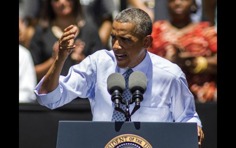 Barack Obama determinará si el despliegue puede ayudar a resolver la crisis migratoria. AP /