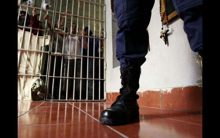 Según Asilegal, en Jalisco existe una población carcelaria de 17 mil 918 personas; 10 mil 936 de las cuales están en prisión preventiva ARCHIVO /