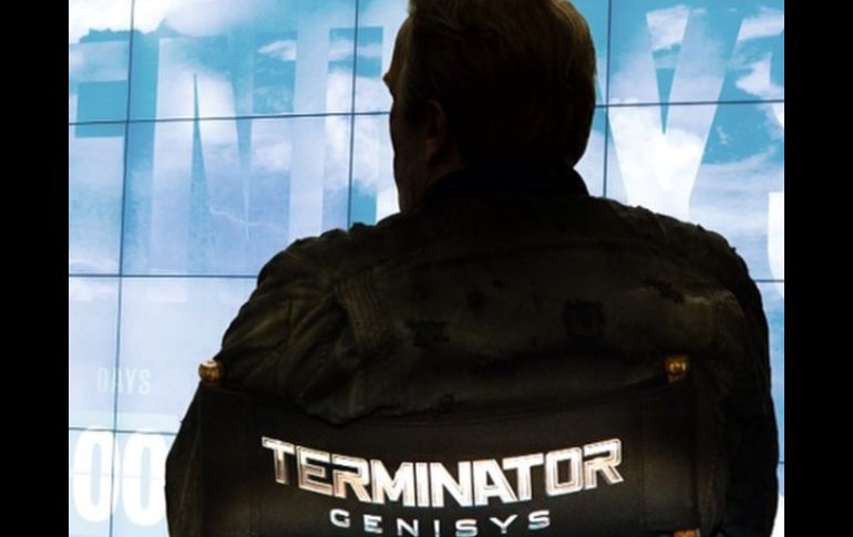 En la imagen que el actor comparte en redes sociales, se lee el nombre de 'Terminator Genisys'. ESPECIAL /