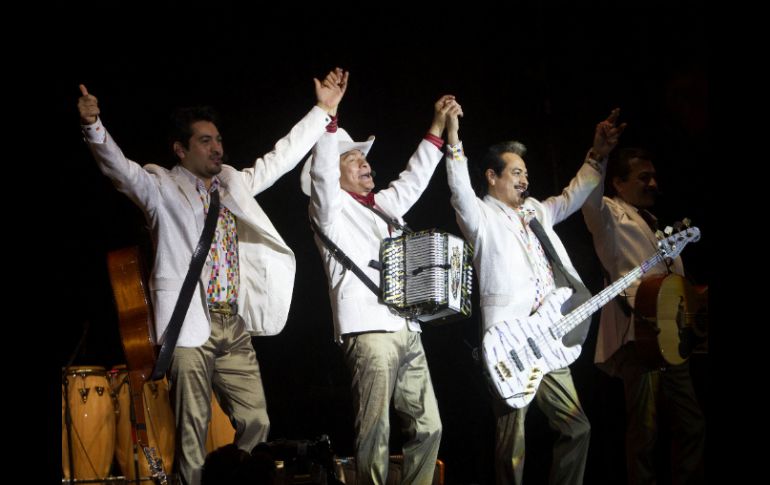 La agrupación ha grabado más de 500 álbumes, que incluyen éxitos como 'Contrabando y Traición' y 'La Jaula de Oro'. ARCHIVO /