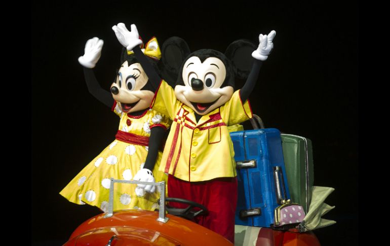 Cerca de seis mil personas disfrutaron de este show en el que aparecieron, entre otros, Mickey y Minnie.  /