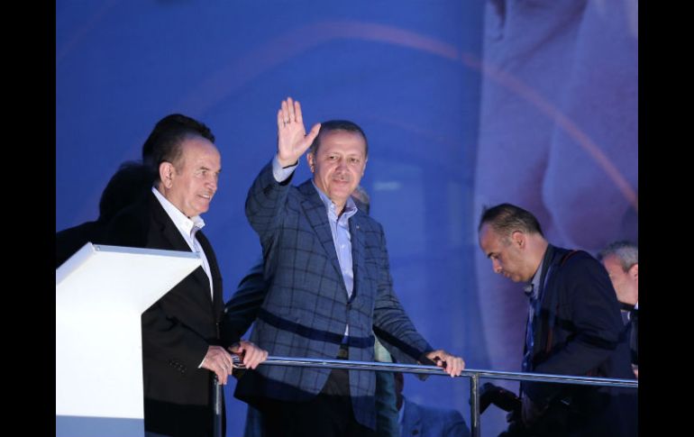 Erdogan ya anunció su intención de elaborar una nueva Constitución en caso de ganar el cargo. AP /