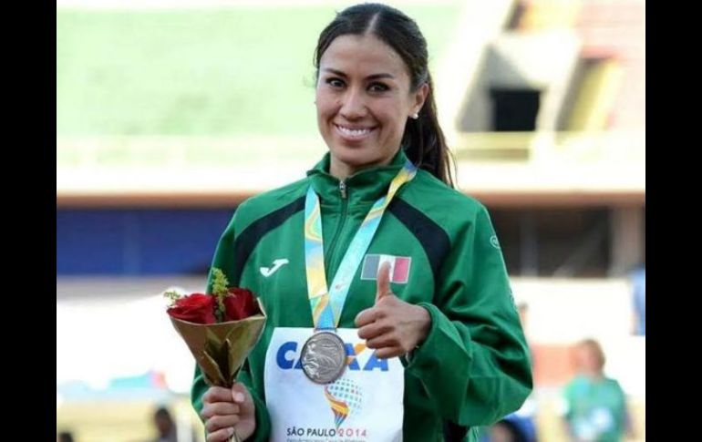 Guevara ganó la prueba de los mil 500 metros planos dentro del Festival Olímpico Panamericano de Atletismo.  /