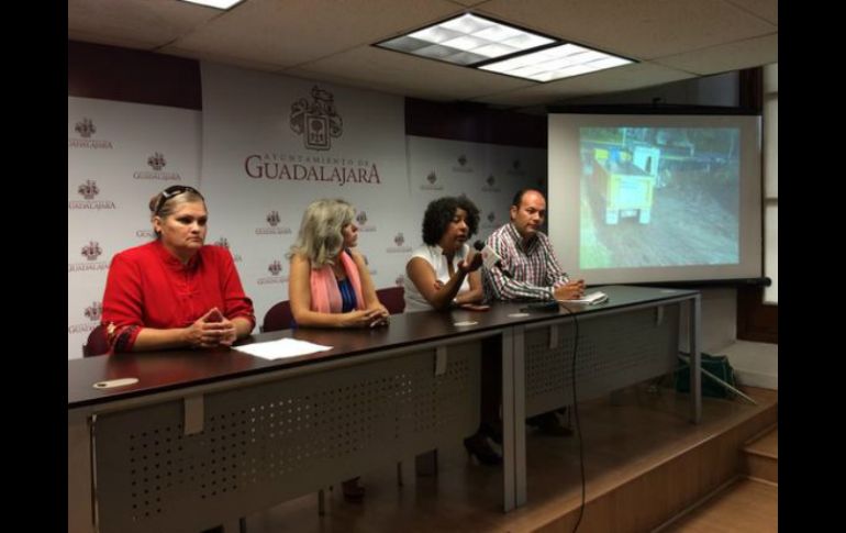 Regidores tapatíos del PAN, MC y PRI piden al síndico municipal clausurar las obras. Foto: @RegidoresMCGDL. ESPECIAL /