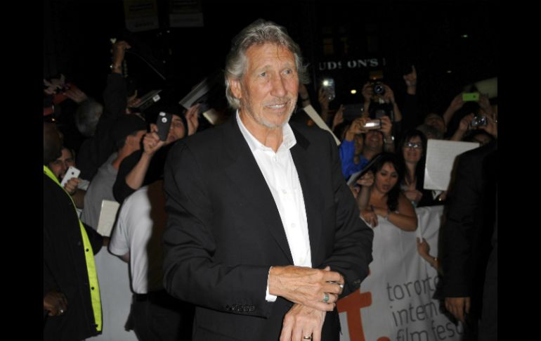 El músico y director Roger Water llega al estreno de 'Roger Waters: The Wall' durante el festival número 39 de cine en Toronto. EFE /