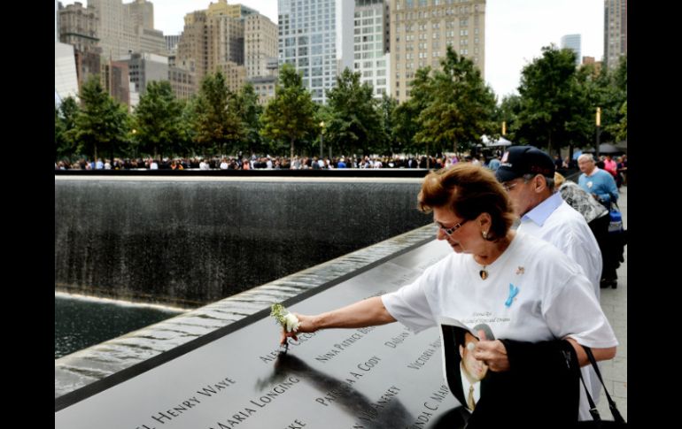 Amigos y familiares recuerdan a las víctimas del atentando terrorista del 11-S en Nueva York. AP J. Lane  /