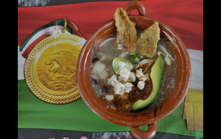 En México existen tres variantes del pozole, el blanco, rojo y verde que son parte fundamental de las fiestas patrias. EFE ARCHIVO.  /