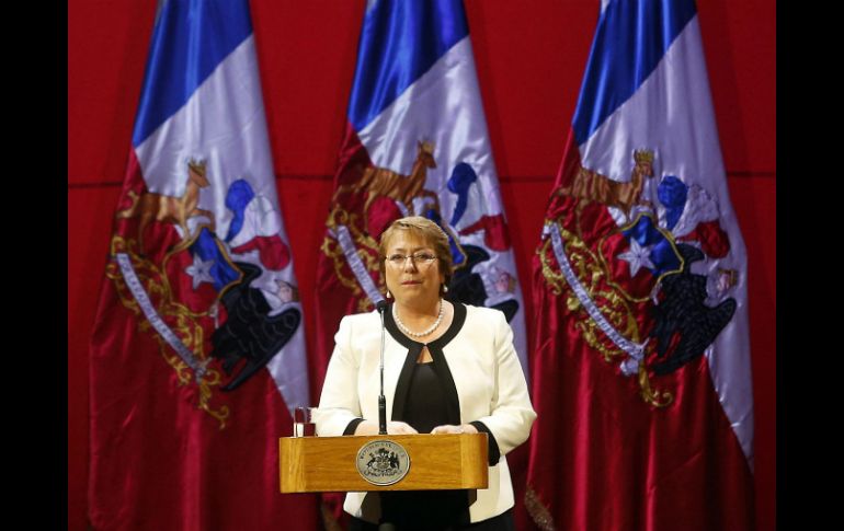 La presidenta Michelle Bachelet aprobó medidas de seguridad y poderes ampliados para investigar los ataques. EFE M. Ruiz  /