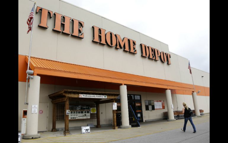 Home Depot ha crecido en las ventas para el año fiscal y espera ganar 4.54 dólares por acción en 2014. AP ARCHIVO.  /
