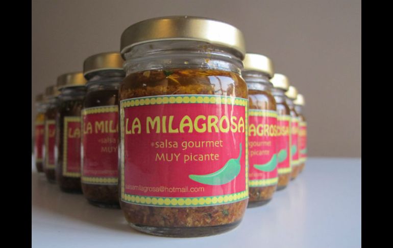 Valdespino, además de preparar las salsas, diseña el ícono de su producto. FACEBOOK La Milagrosa Gourmet  /