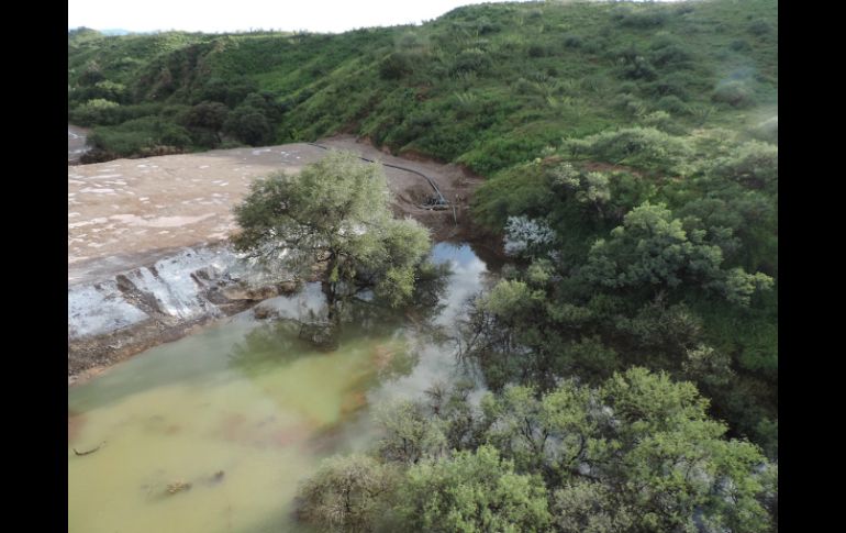 Buenavista del Cobre continúa operando de manera irregular y realiza descargas de sustancias tóxicas al río.  NTX  ARCHIVO  /