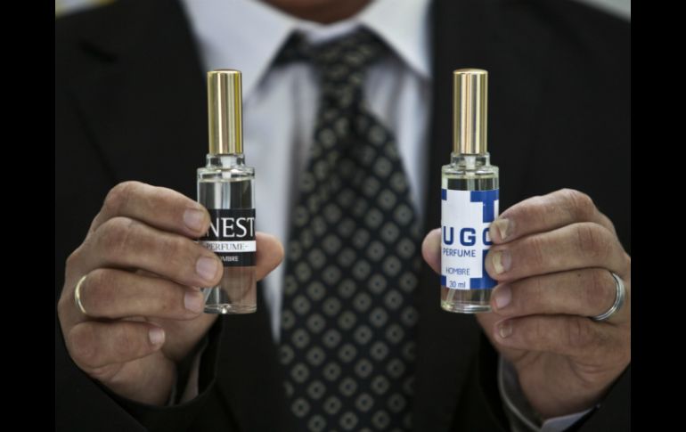 Los perfumes se encuentran a la venta en Cuba, se espera que salgan de la isla para ser vendidos en todo el mundo. AP / F. Reyes.