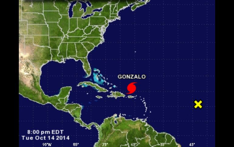 El huracán se desplaza en dirección noroeste a una velocidad de 20 kilómetros por hora. ESPECIAL / nhc.noaa.gov