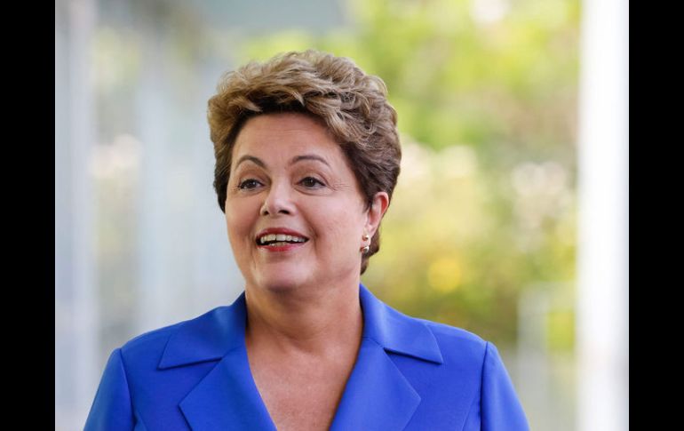 Distinción. La presidenta brasileña se defiende de los ataques por la economía. EFE /