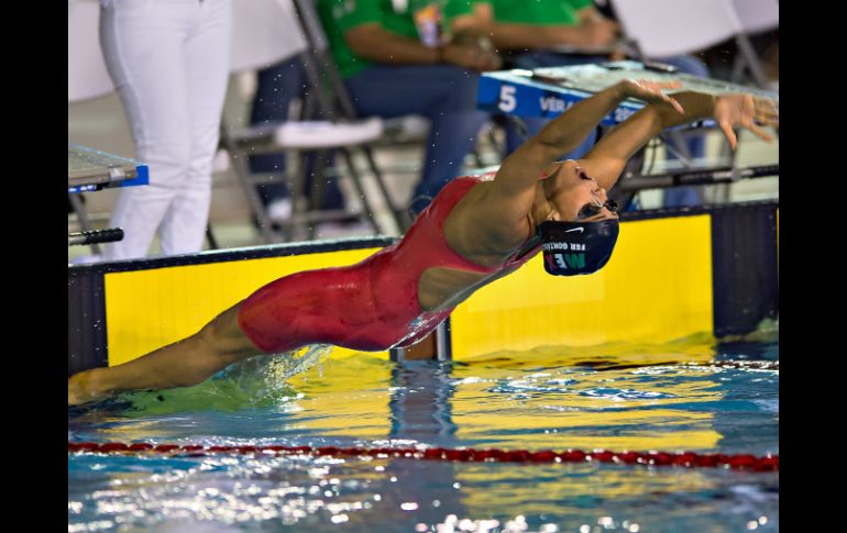 González obtiene su cuarta medalla en esta competencia, colocándose como la mejor en la delegación de natación. MEXSPORT / R. Maya.