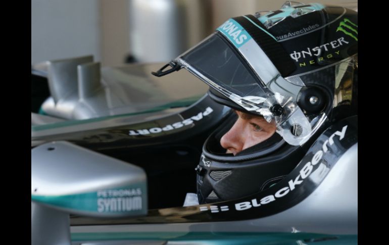 El tercer mejor tiempo lo hace el brasileño Felipe Massa, de Williams, lo que muestra que siguen dominando los Mercedes. AP / L. Bruno