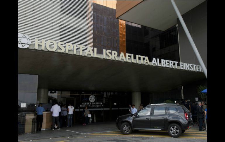 En el Hospital Albert Einstein están al pendiente de la salud de 'O Rey'. AFP / N. Almeida